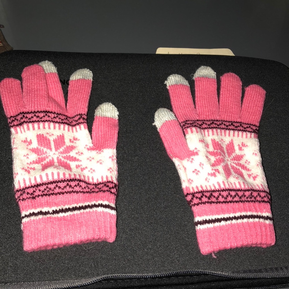 Girls’ Winter Gloves with Touchscreen Finger Tips